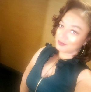 Meet your Posher, Bernadette